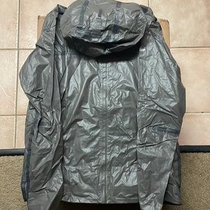Columbia rain jacket